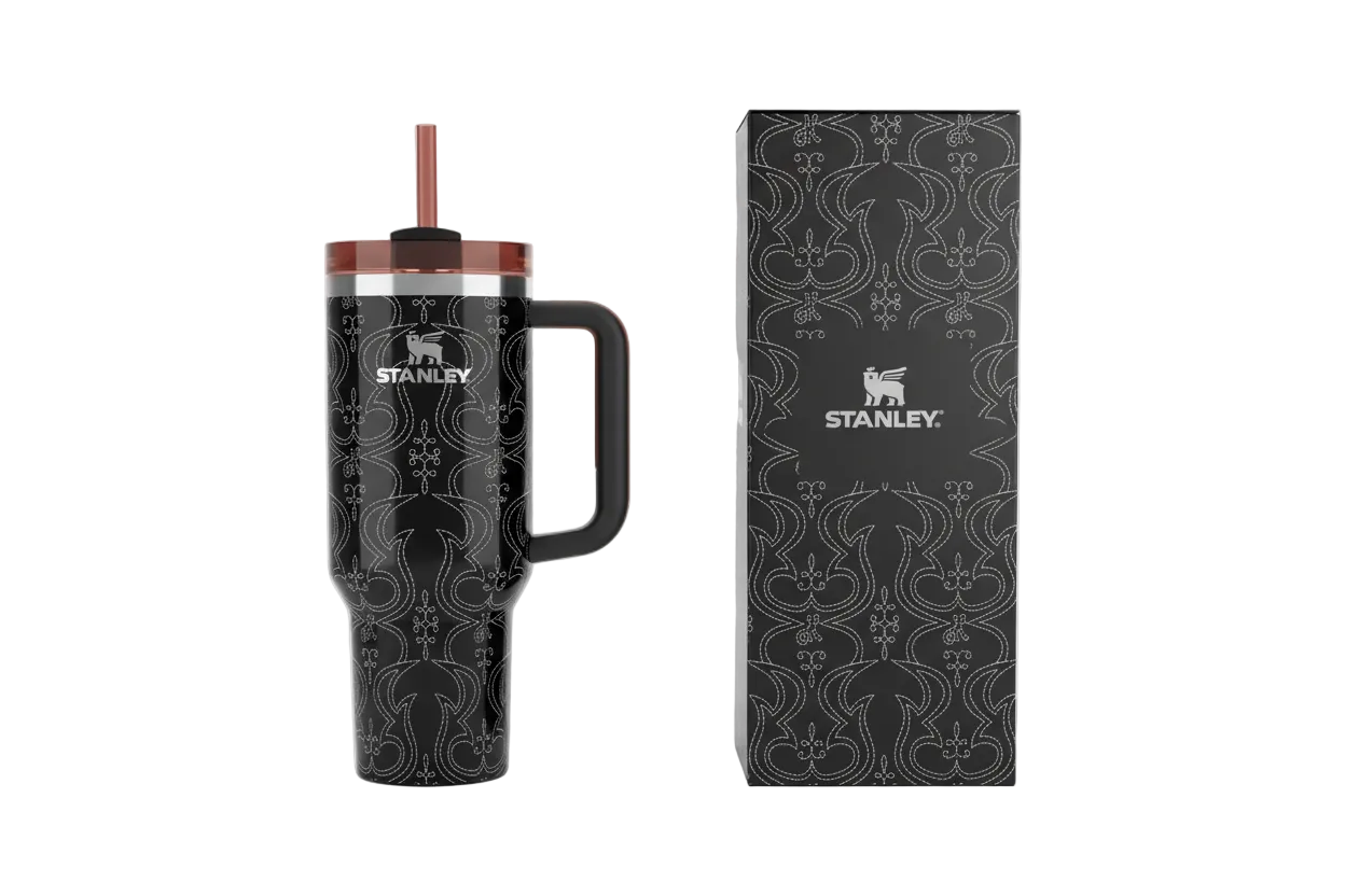 High resolution Stanley black tumbler with box