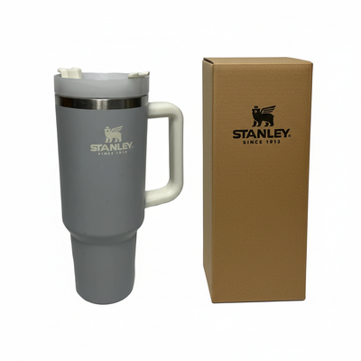 Stanley tumbler with proportional brown kraft box